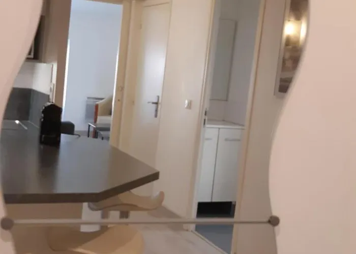 Day's アパート カンヌ