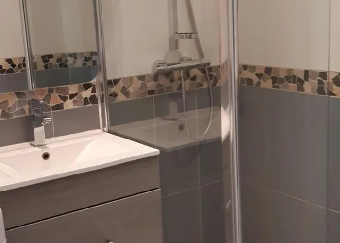 Day's Διαμέρισμα